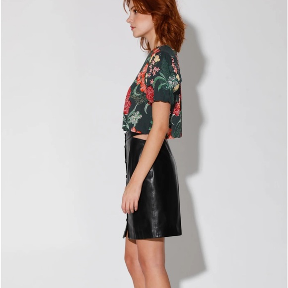 NEW Walter Baker Wendy Top - Picture 3 of 5